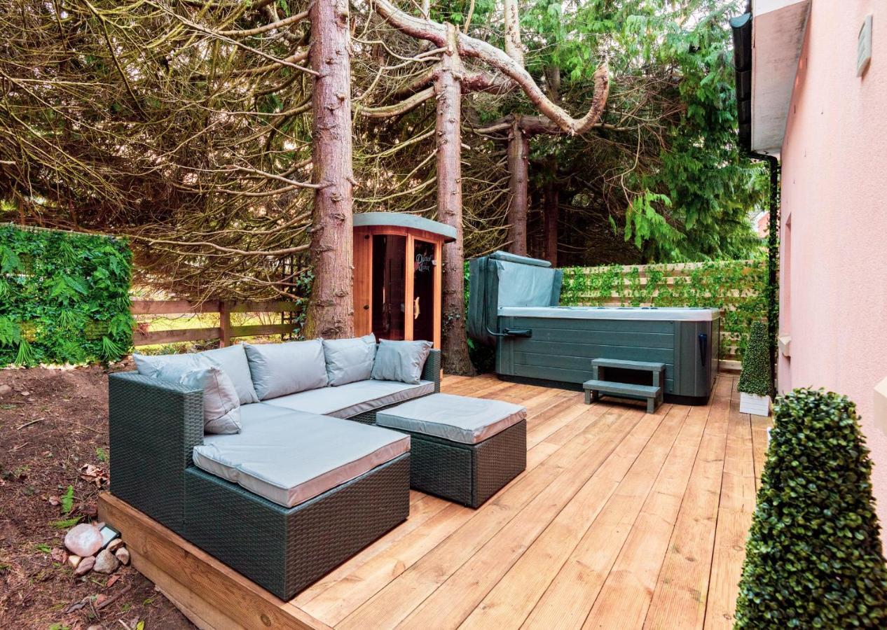 Pink Spa Nest Blairgowrie and Rattray Esterno foto